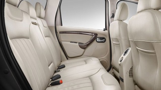 Nissan Terrano 5 Doors foto 22