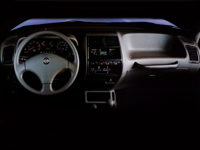 Nissan Terrano 5 Doors foto 6