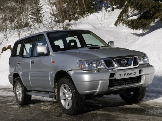 Nissan Terrano 5 Doors foto 8