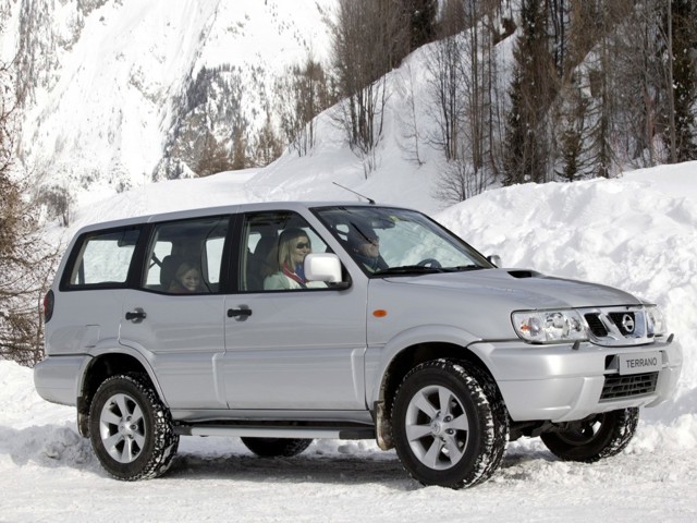 Nissan Terrano 5 Doors foto 10