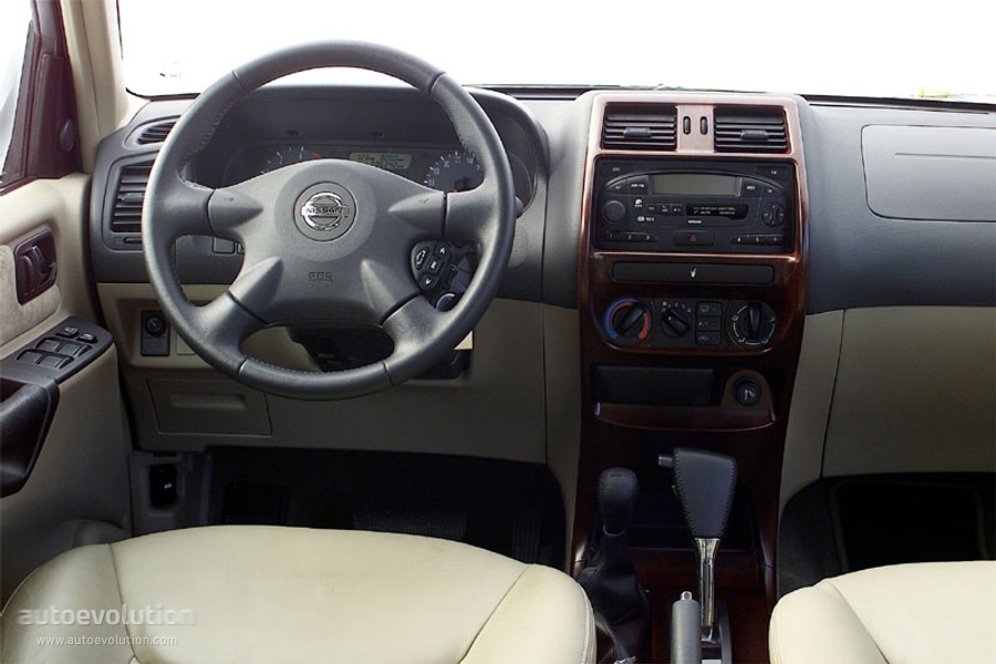 Nissan Terrano 5 Doors photo 21