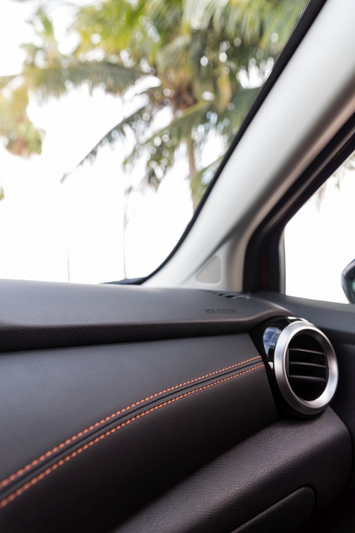 Nissan Tiida / Versa Sedan photo 36