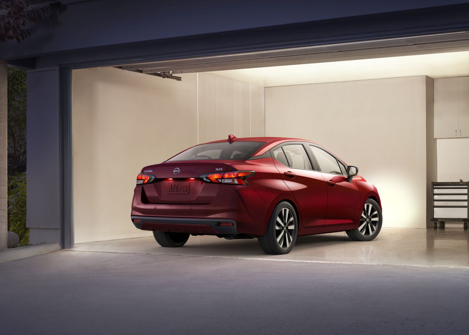 Nissan Tiida / Versa Sedan photo 25