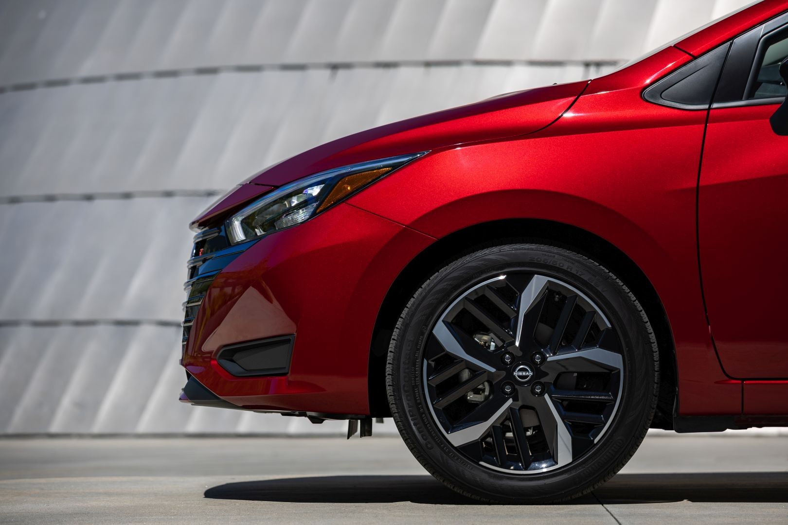 Nissan Tiida / Versa Sedan photo 8