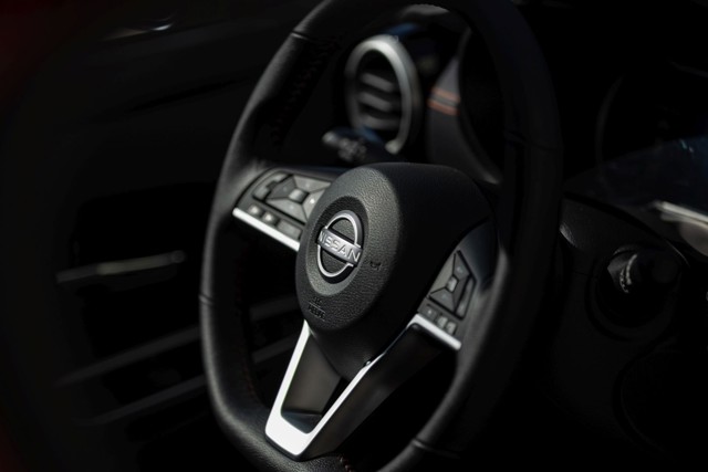 Nissan Tiida / Versa Sedan photo 29