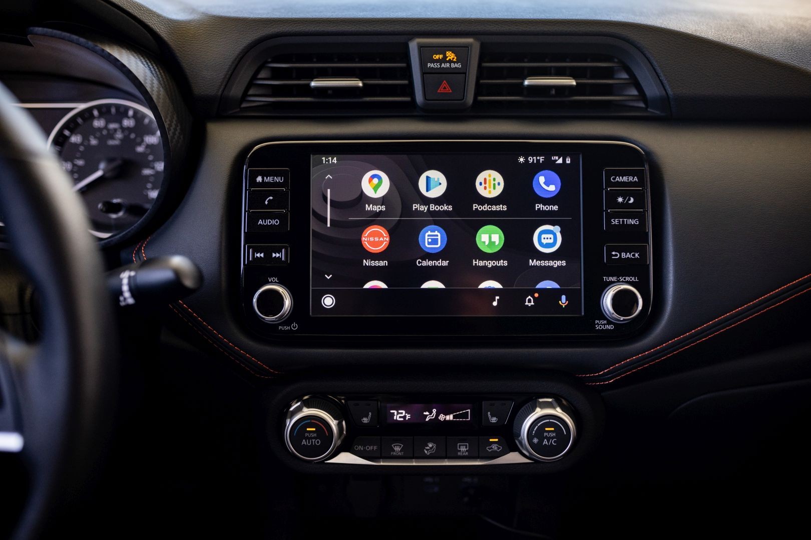 Nissan Tiida / Versa Sedan photo 30