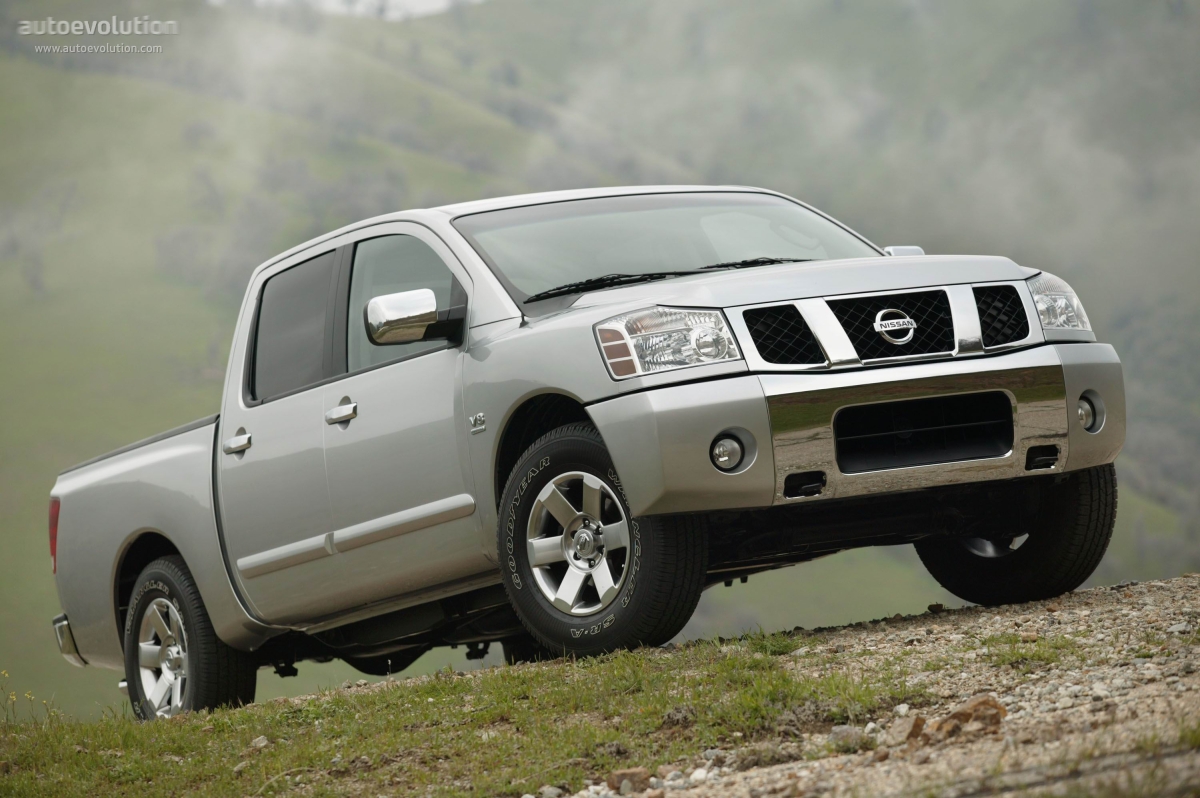NISSAN Titan Crew Cab