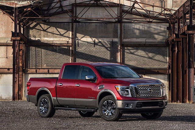 Nissan Titan Crew Cab Foto 26