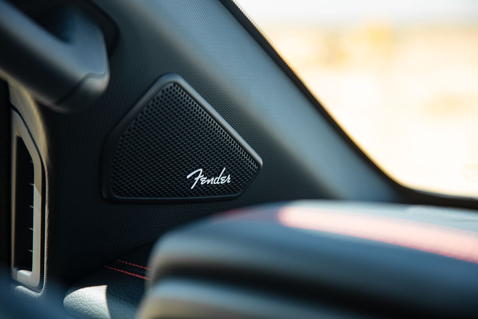 Nissan Titan Crew Cab photo 89