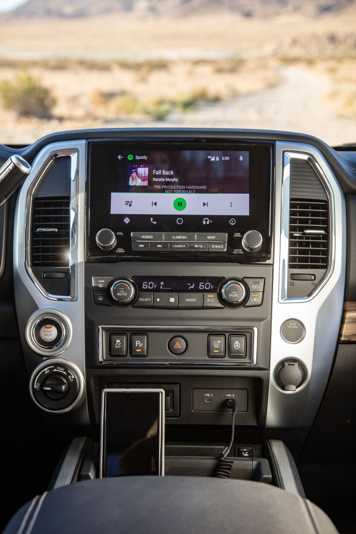 Nissan Titan Crew Cab photo 97