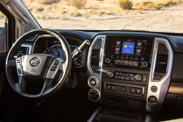 Nissan Titan Crew Cab photo 98