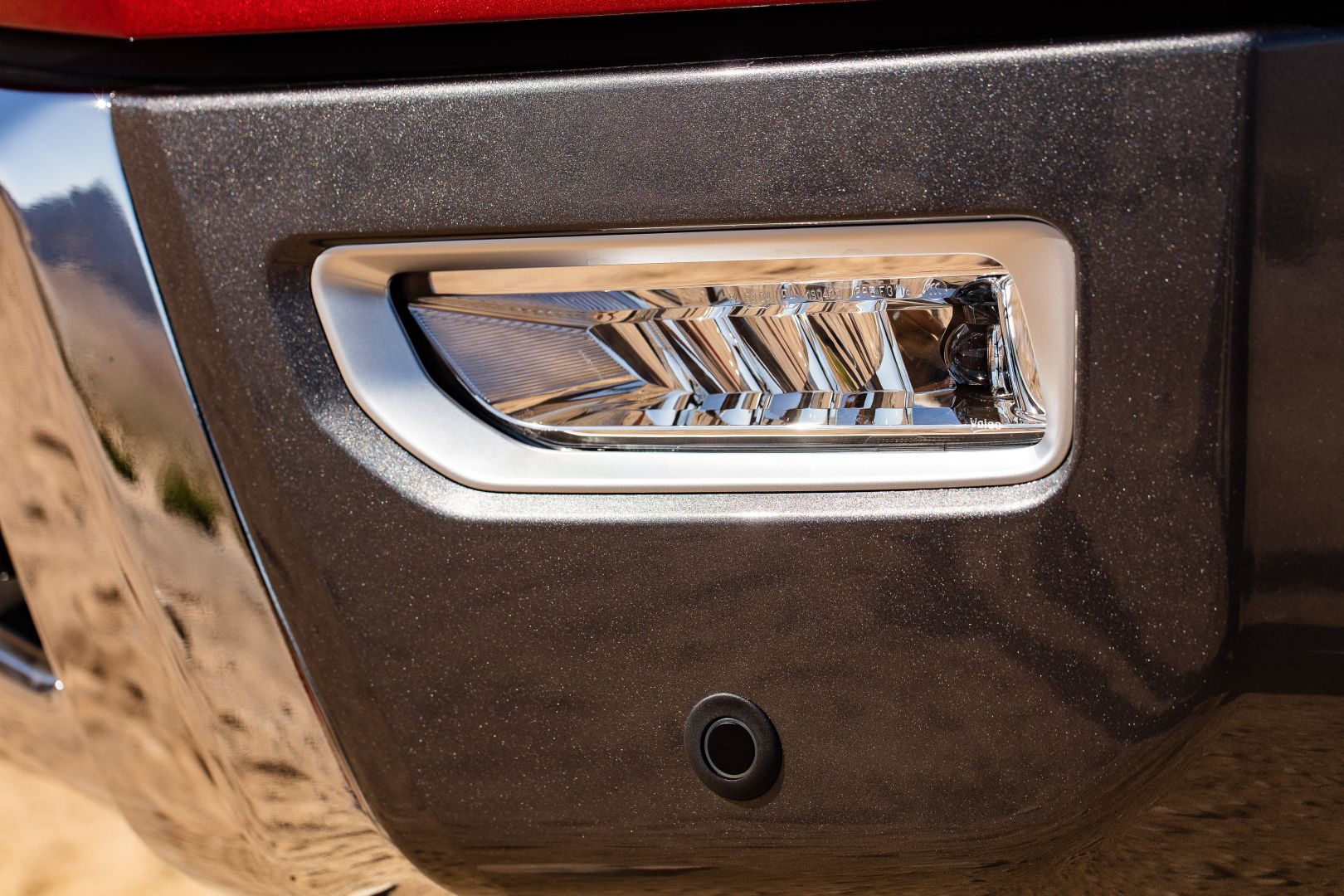 Nissan Titan Crew Cab photo 4