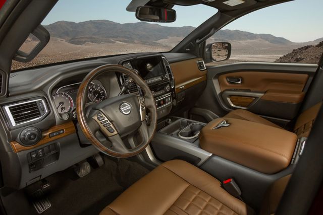 Nissan Titan Crew Cab photo 82