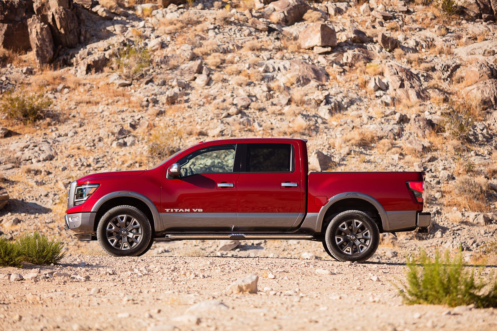 Nissan Titan Crew Cab photo 23