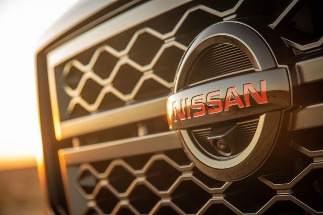 Nissan Titan Crew Cab photo 49