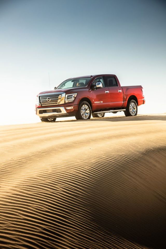 Nissan Titan Crew Cab photo 65