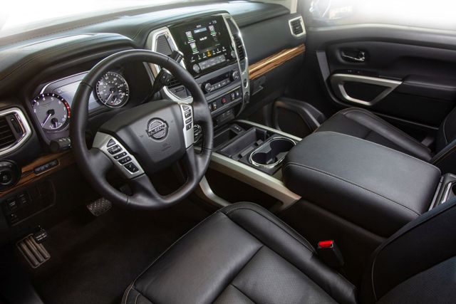 Nissan Titan Crew Cab photo 88