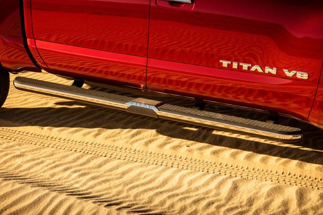 Nissan Titan Crew Cab photo 76