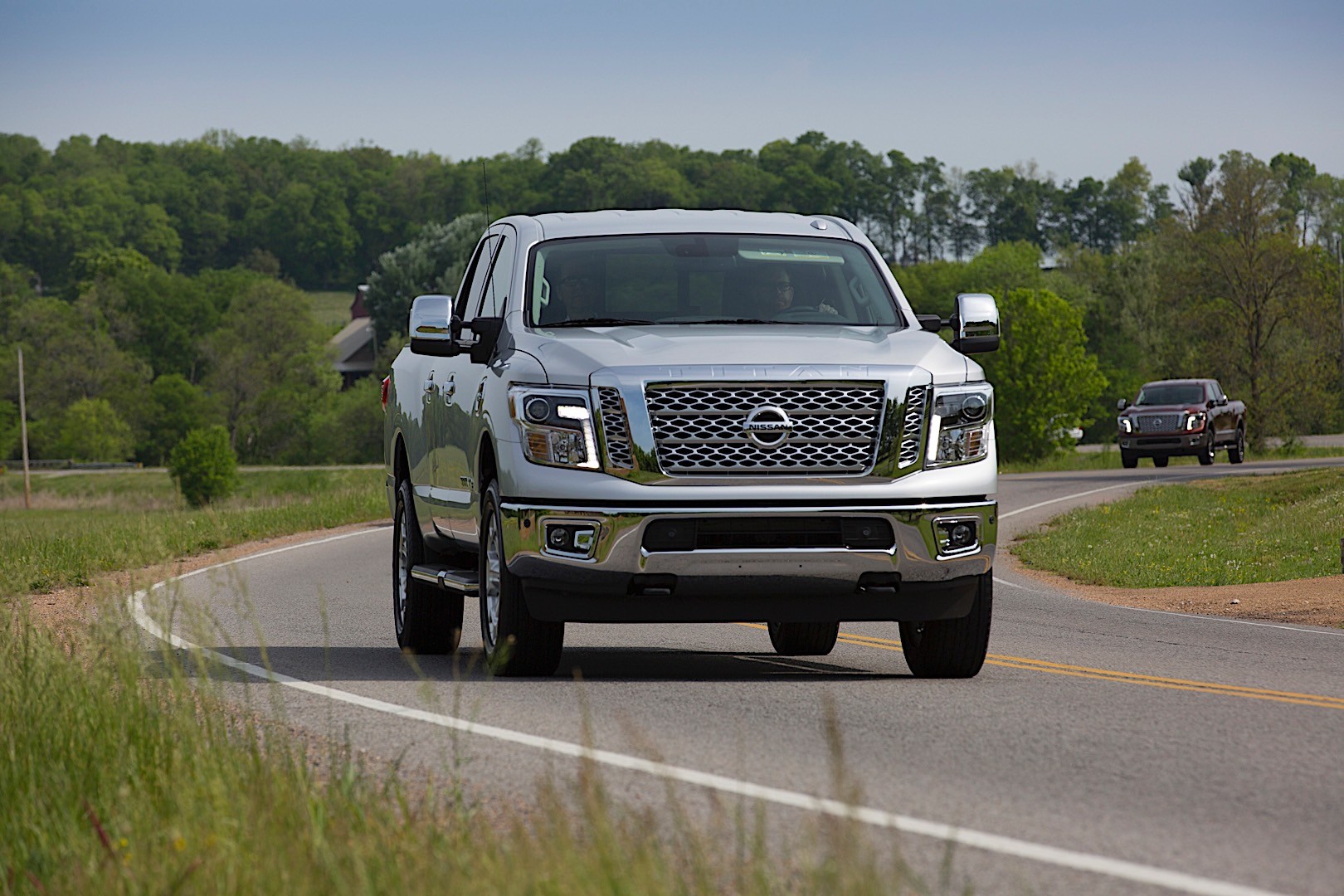 Nissan Titan Crew Cab photo 40
