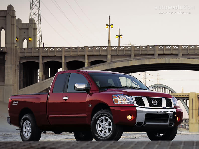 Nissan Titan King Cab photo 10