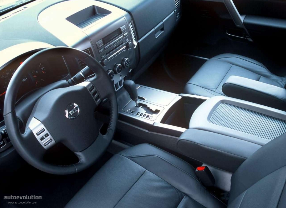 Nissan Titan King Cab photo 12