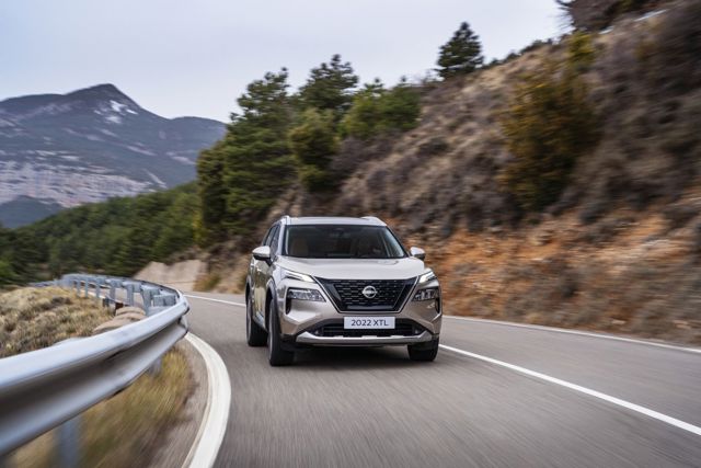 Nissan X-Trail foto 6