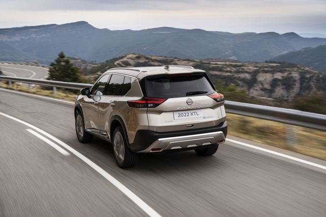 Nissan X-Trail foto 11