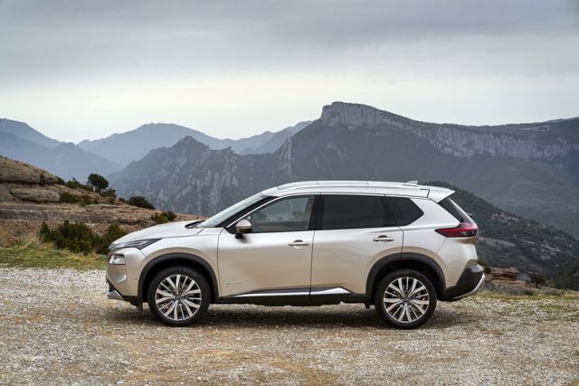 Nissan X-Trail foto 14