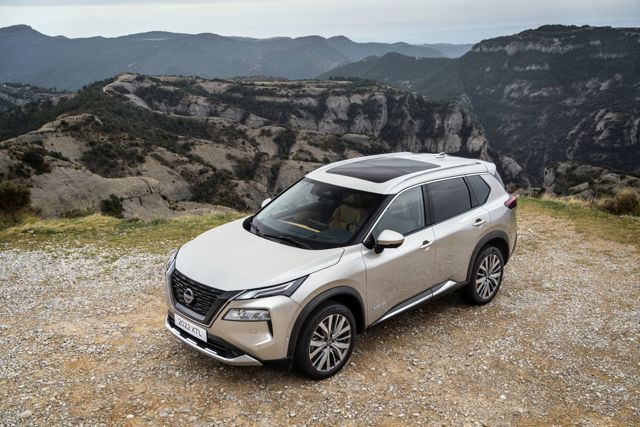 Nissan X-Trail foto 16