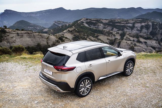 Nissan X-Trail foto 18