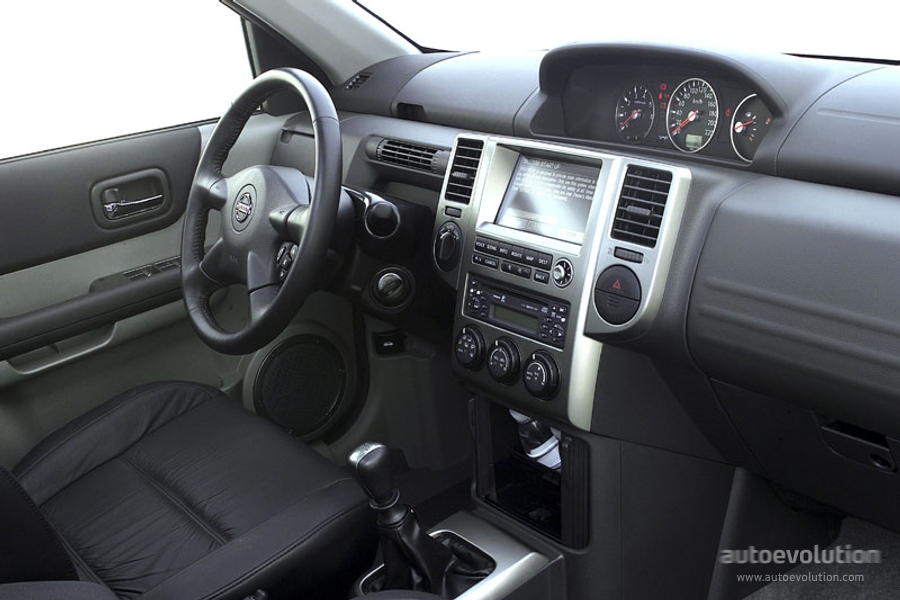 Nissan X-Trail photo 8