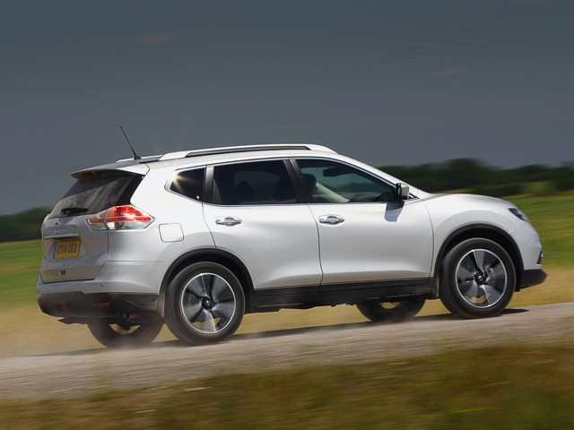 Nissan X-Trail Foto 77
