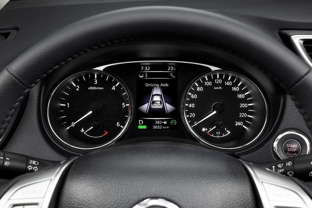 Nissan X-Trail Foto 108