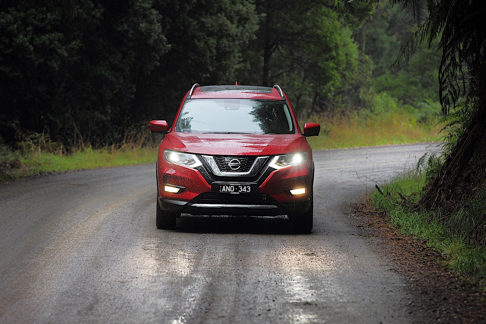 Nissan X-Trail photo 2