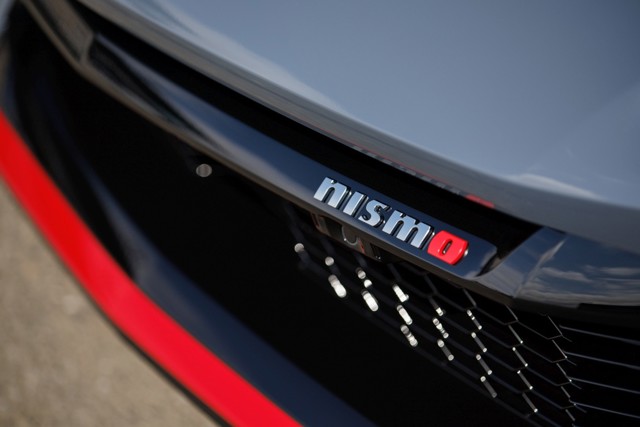 Nissan Z photo 25