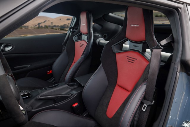 Nissan Z photo 55