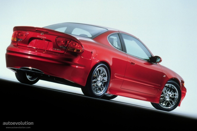 Oldsmobile Alero Coupe photo 1