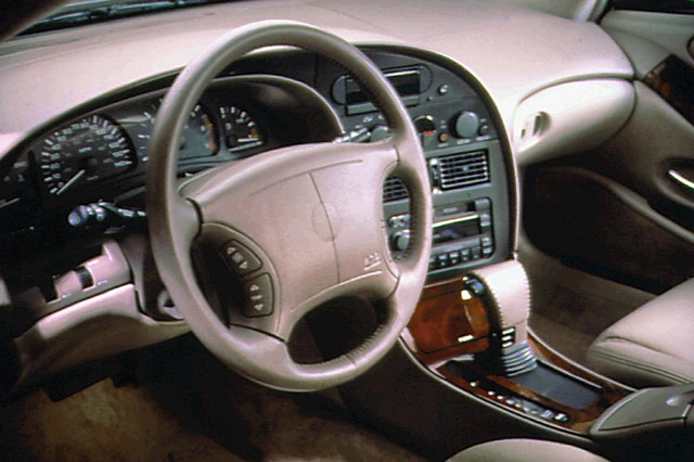 Oldsmobile Aurora photo 18