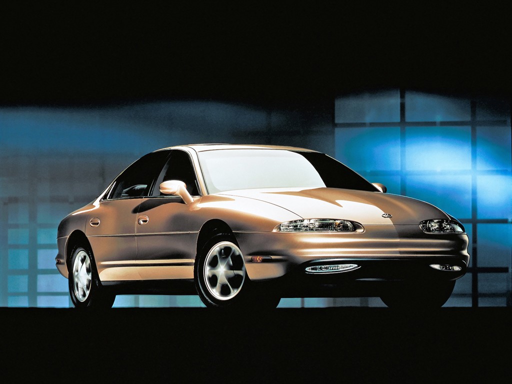 Oldsmobile Aurora photo 4