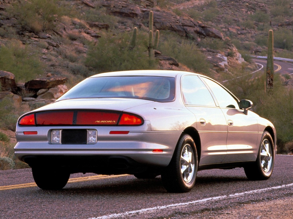 Oldsmobile Aurora photo 8
