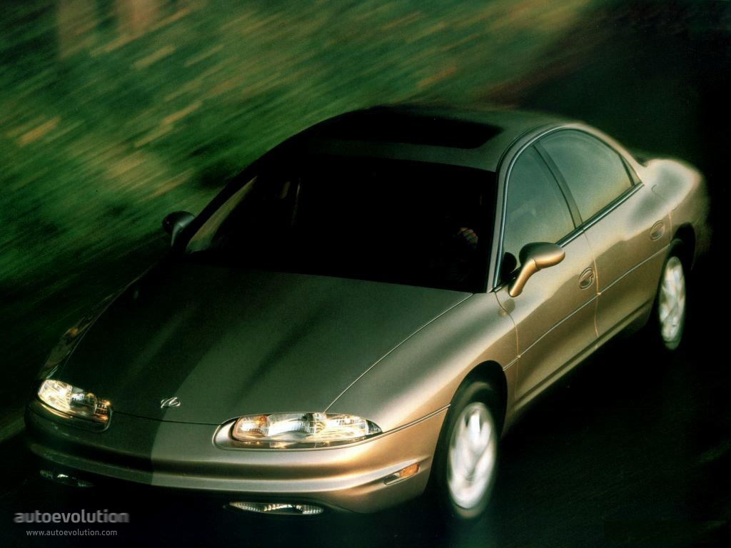 Oldsmobile Aurora photo 2