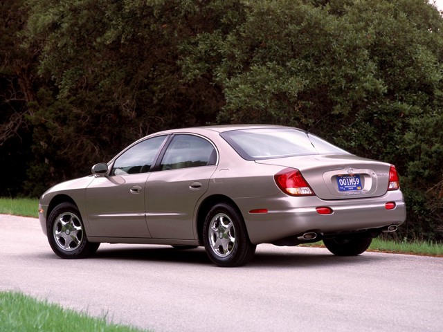Oldsmobile Aurora photo 22