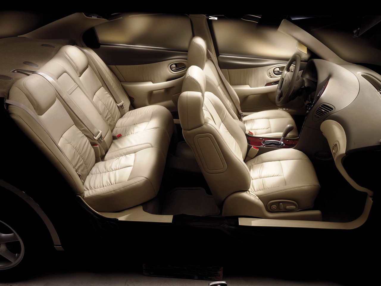 Oldsmobile Aurora photo 26