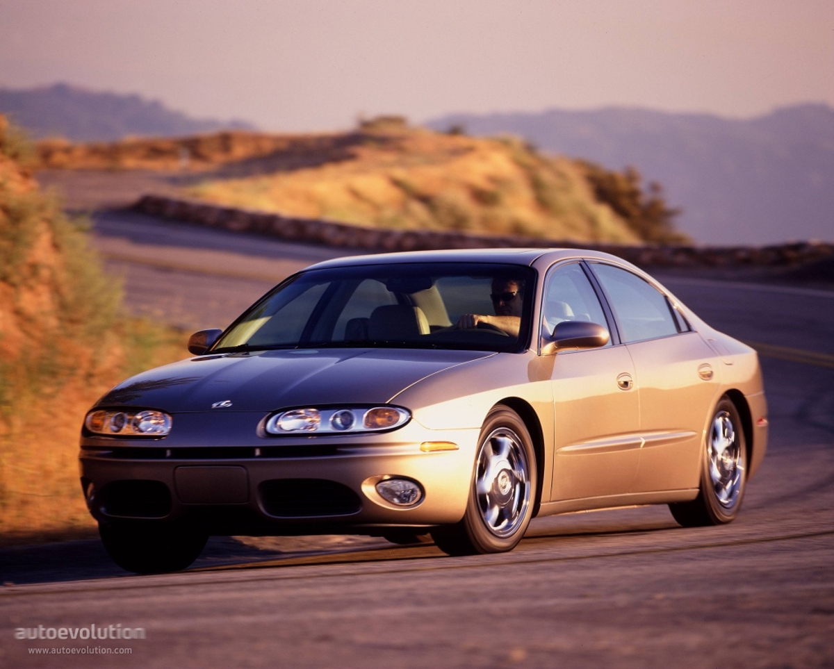 Oldsmobile OLDSMOBILE Aurora 4.0L V8 4AT FWD (250 HP)