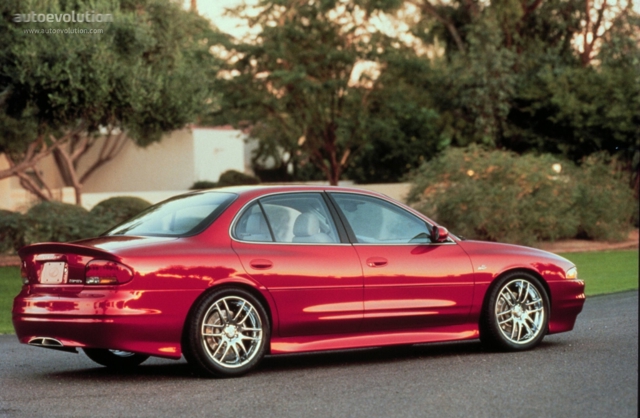 Oldsmobile Intrigue photo 4