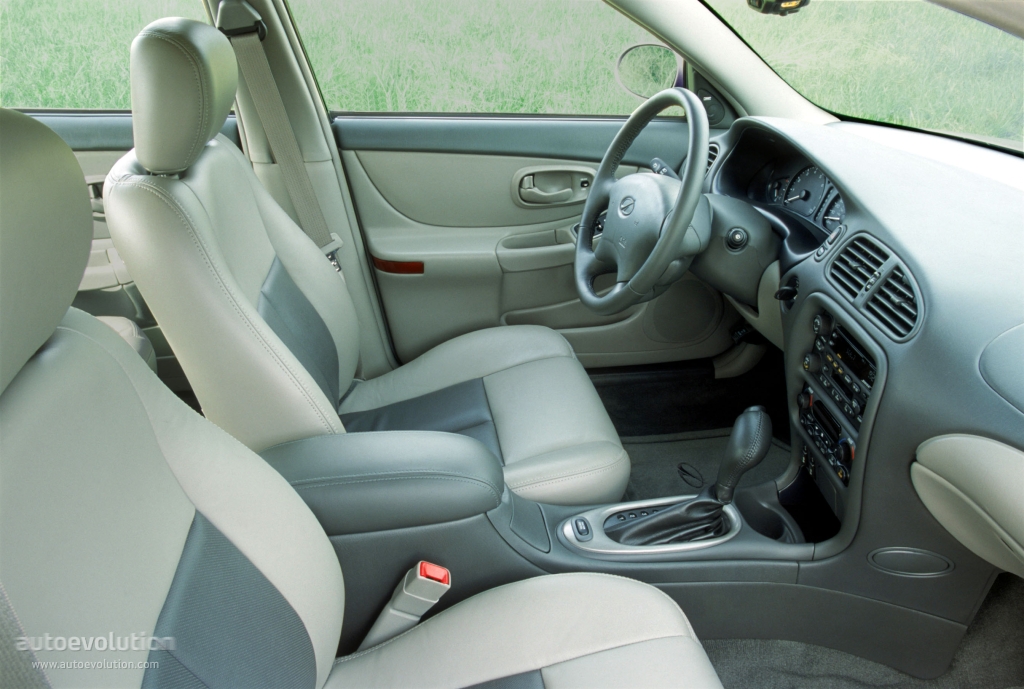 Oldsmobile Intrigue photo 7