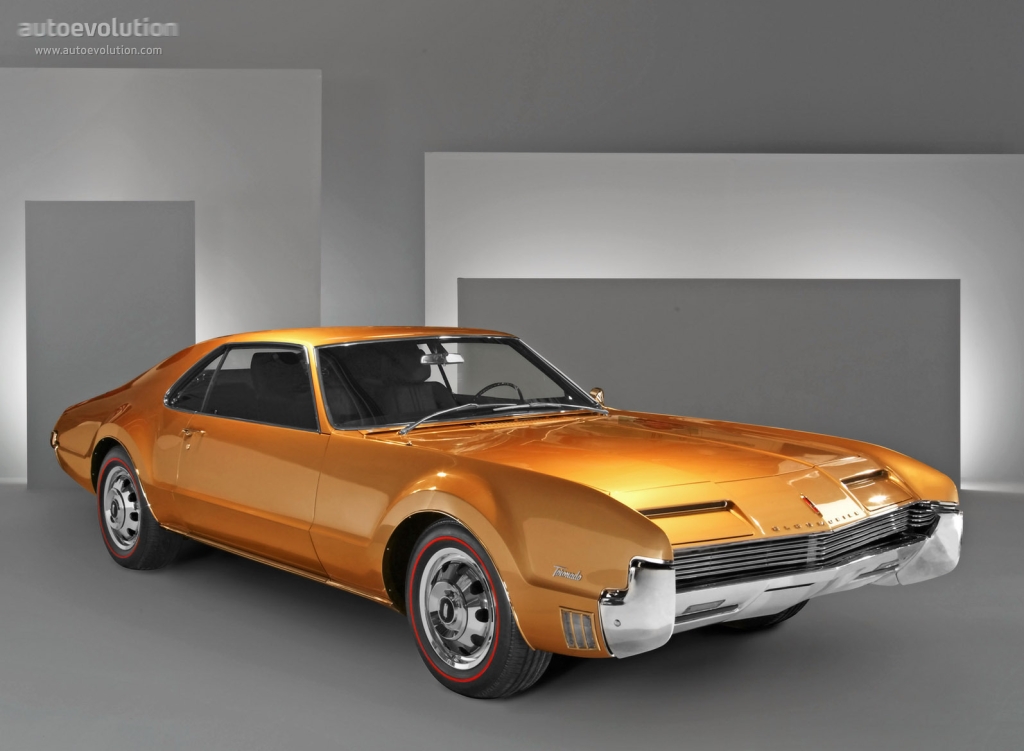 OLDSMOBILE Toronado