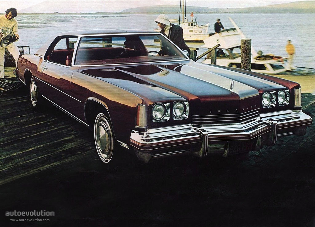 OLDSMOBILE Toronado