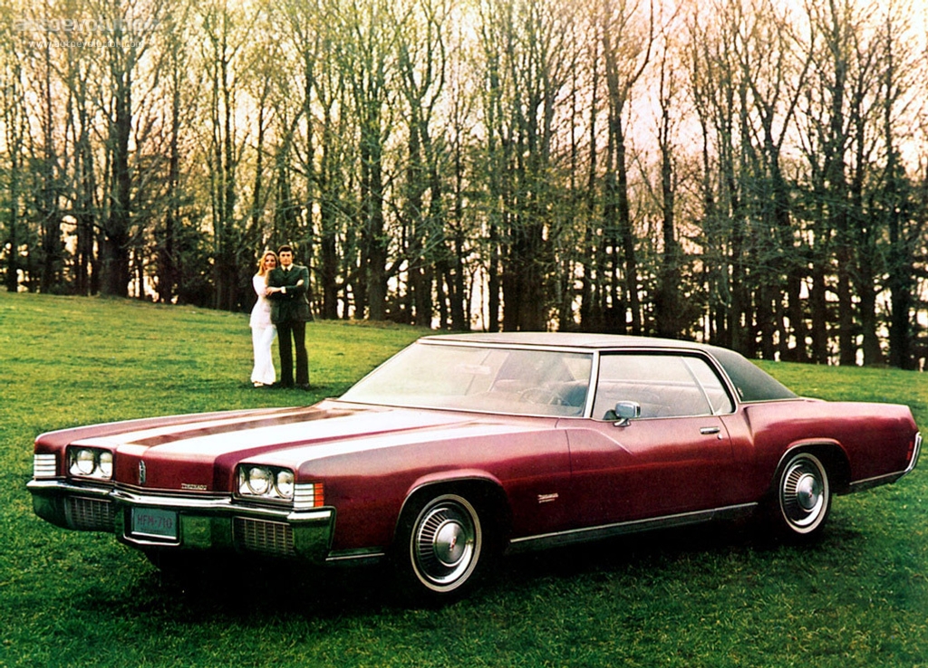 Oldsmobile Toronado photo 2