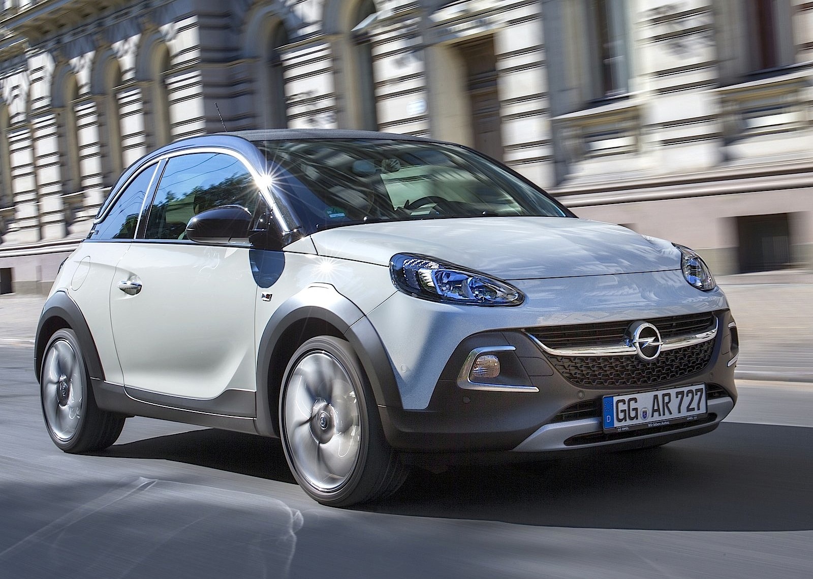 Opel Adam Rocks photo 6